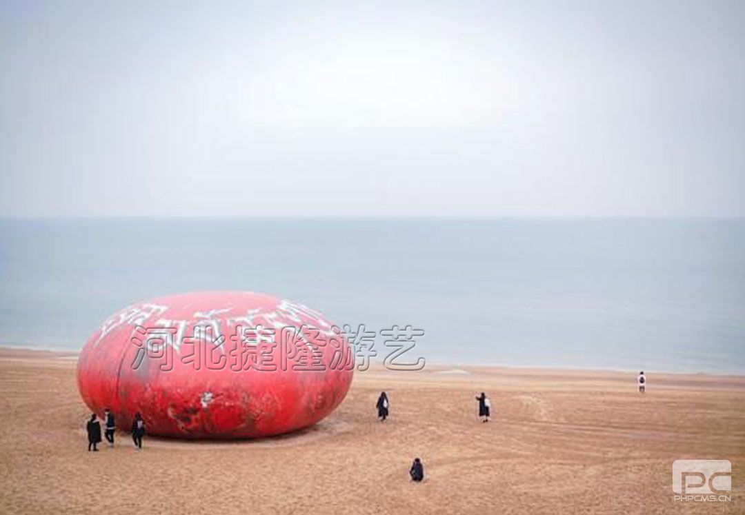 赵要 《有一团神气》，海边一块巨大的玛尼石